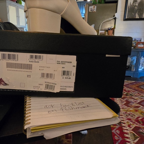 Chanel Ankle Boot Ivory/Black worn once 1575 new. 2022 year - Picture 13 of 16